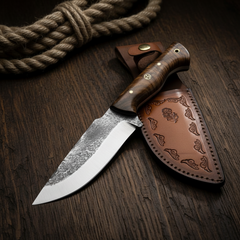 23 cm Hand Forged Carbon Steel Hunting Knife with Walnut Wood Handle