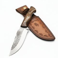 23 cm Hand Forged Carbon Steel Hunting Knife with Walnut Wood Handle