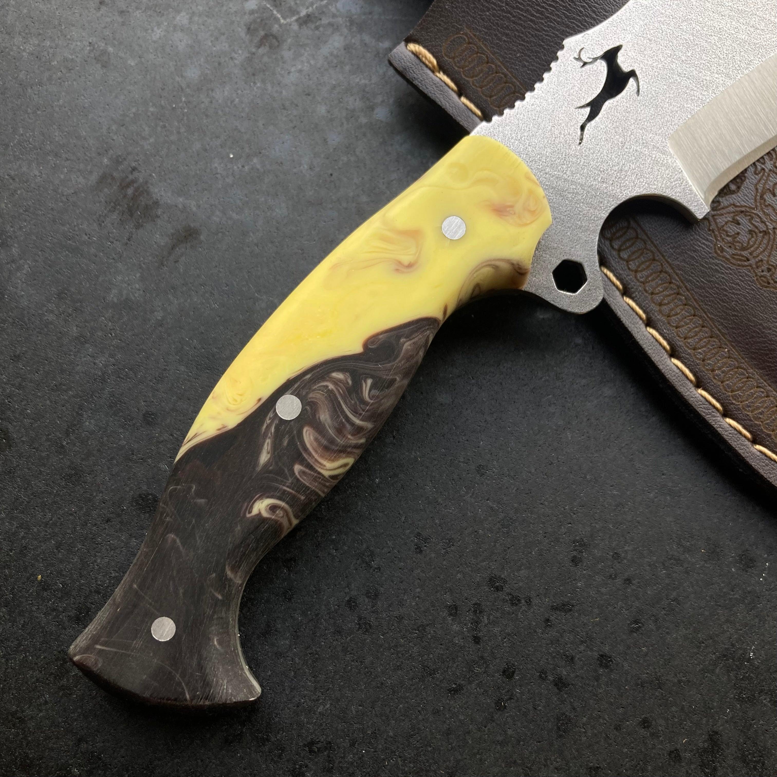 Curved Knife