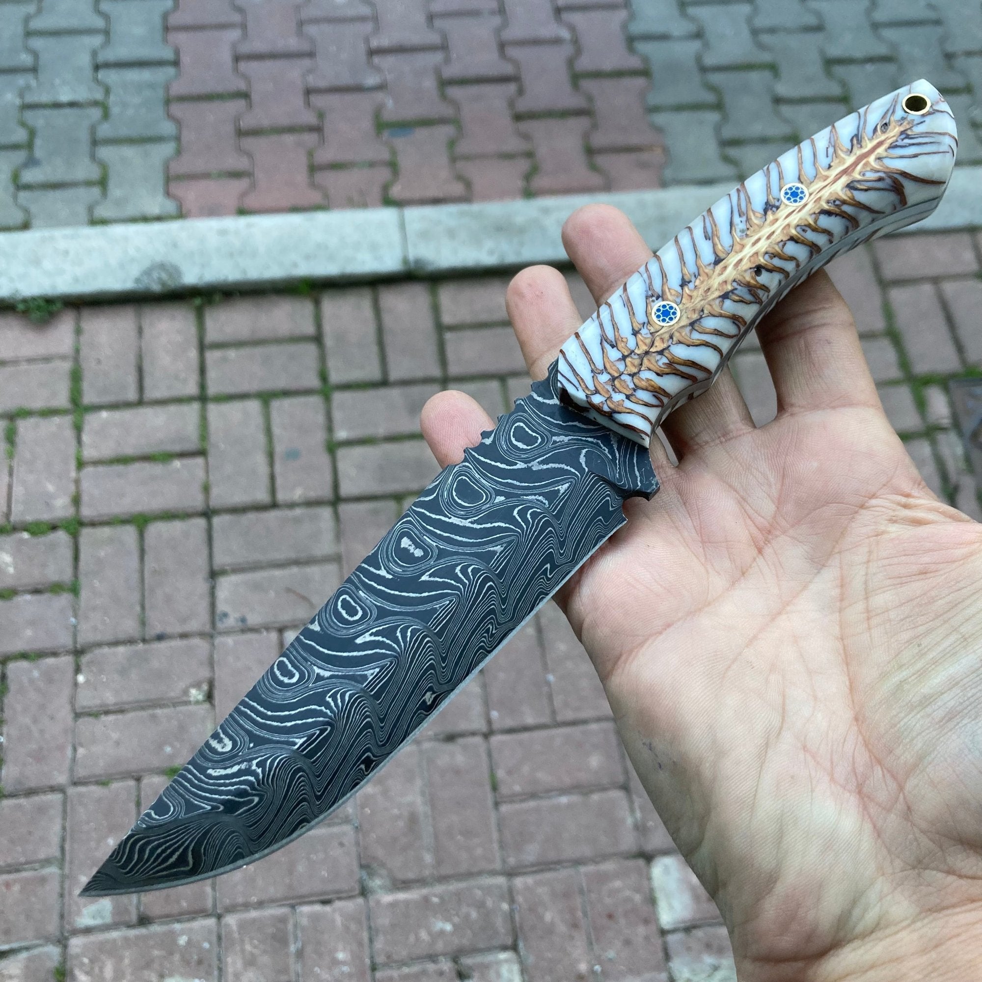 Best Damascus Knife