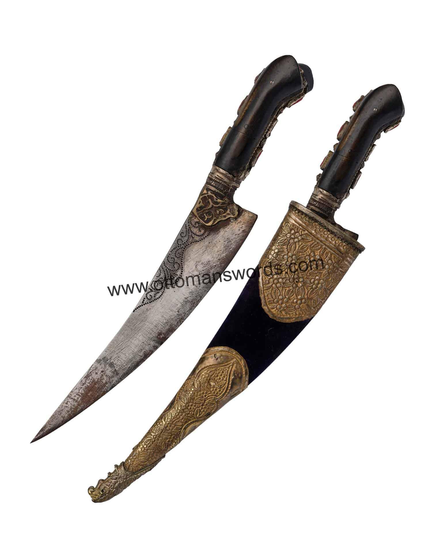 Coral Detailed Ottoman Dagger Sultan (1)