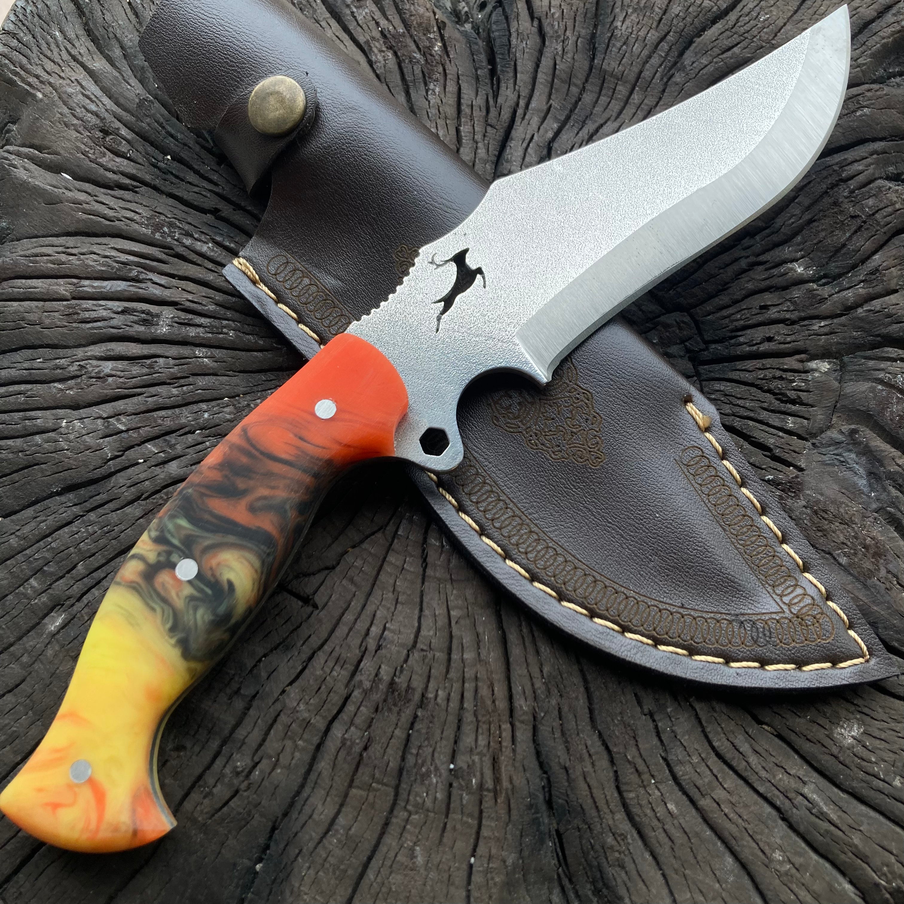 Curved Hunting Knife