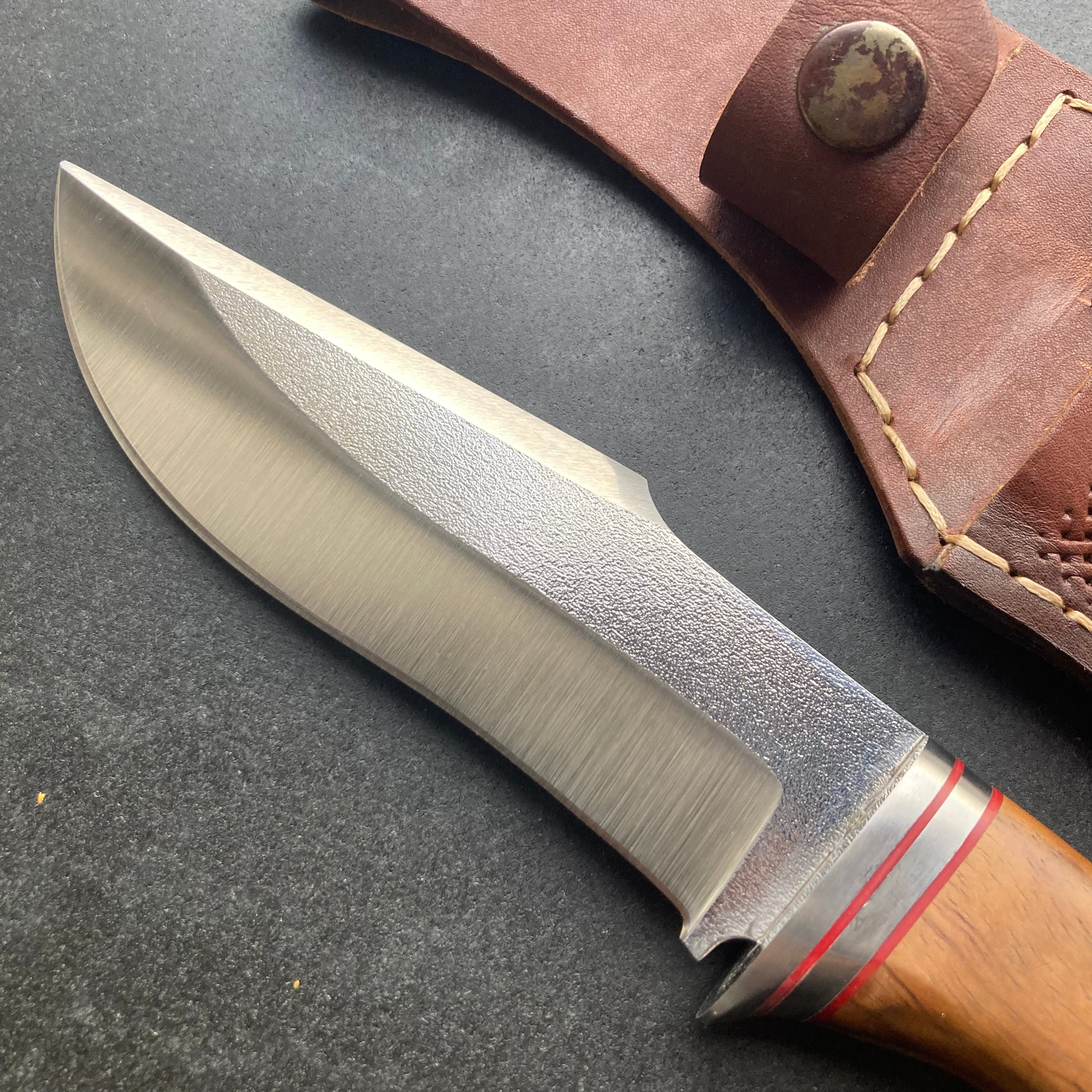 Best Hunting Knife with Sheath