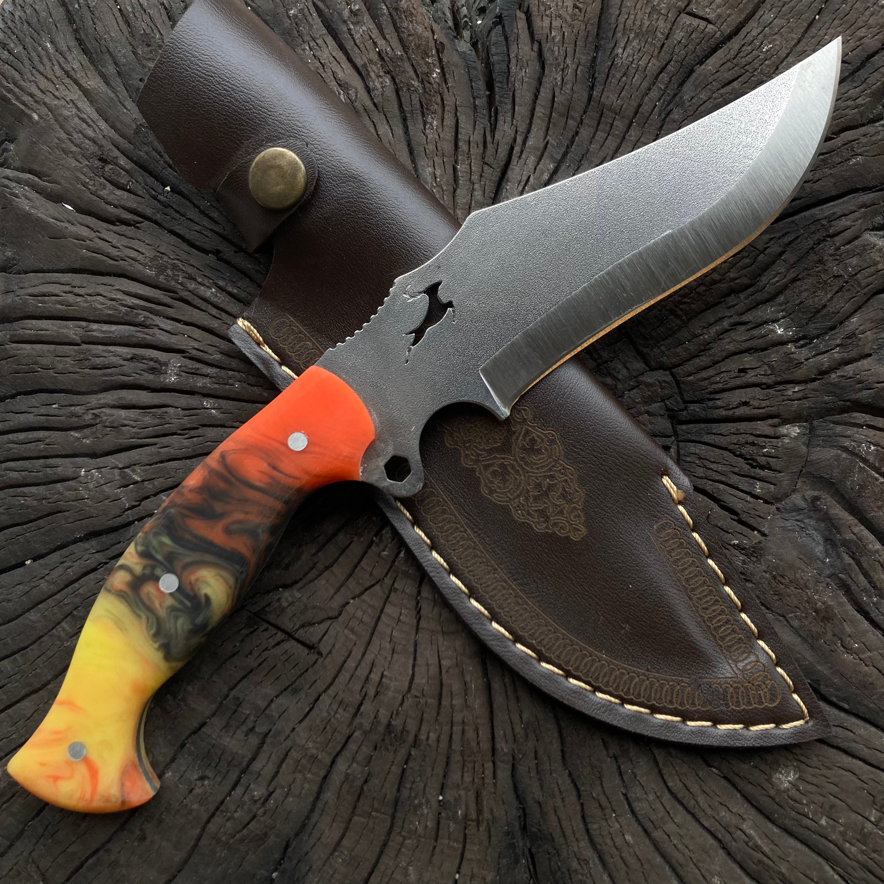 Curved Hunting Knife