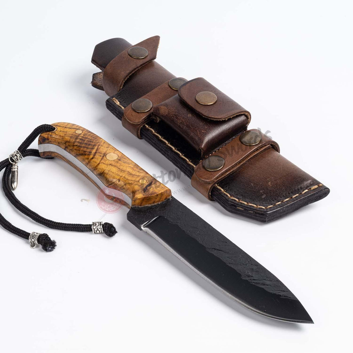 Hand Forged Black Blade Survival Knife Wooden Handle (1)