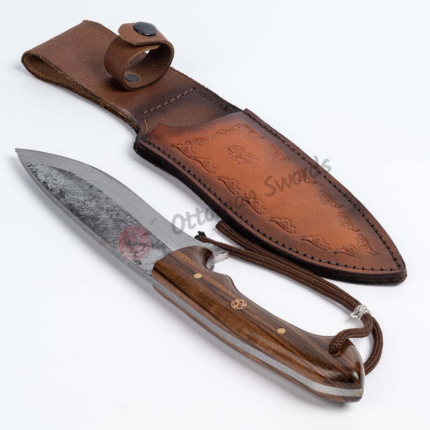 Handmade Carbon Steel Camping Knife Walnut Tree (2)