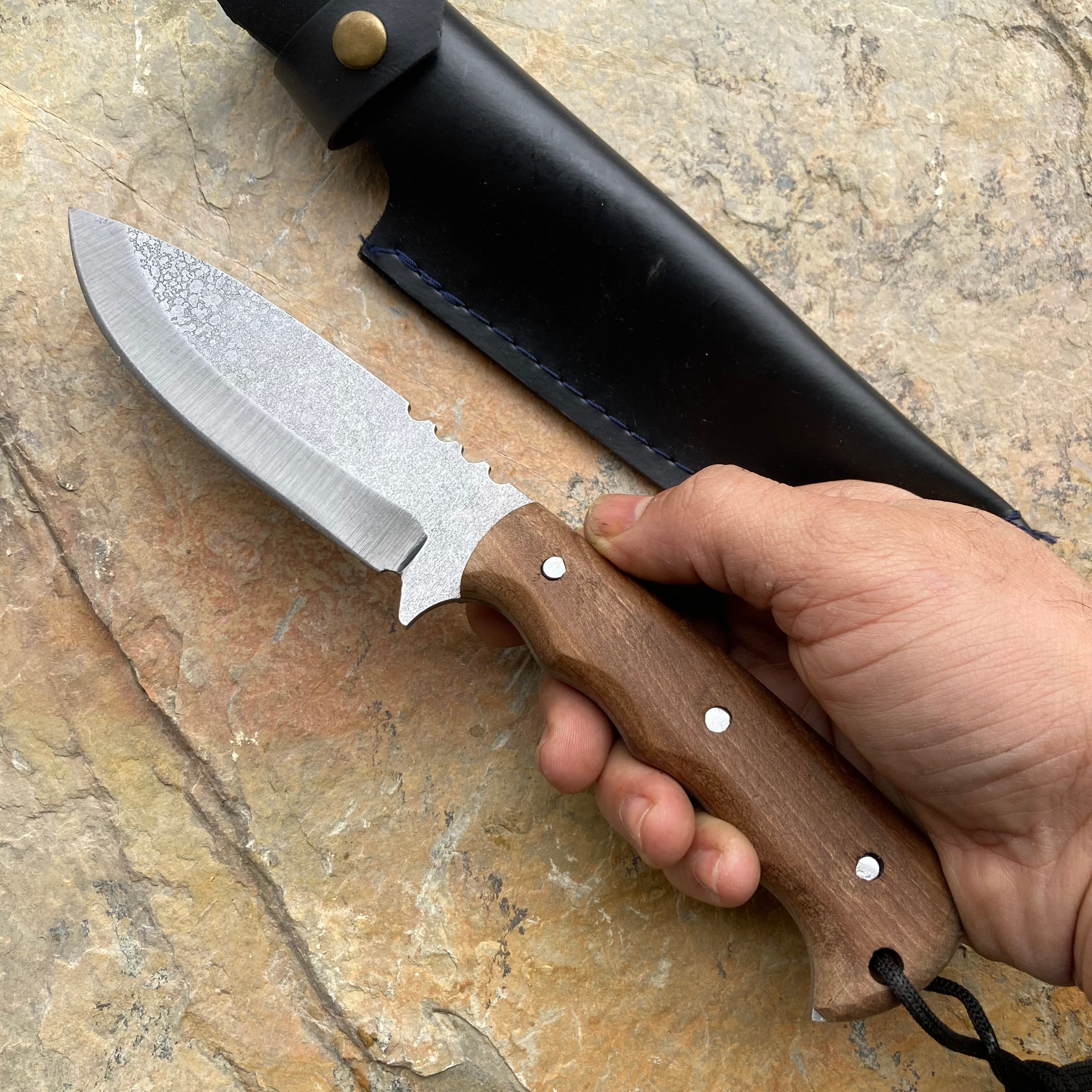 10" İnches Carbon Steel Knife For Sale