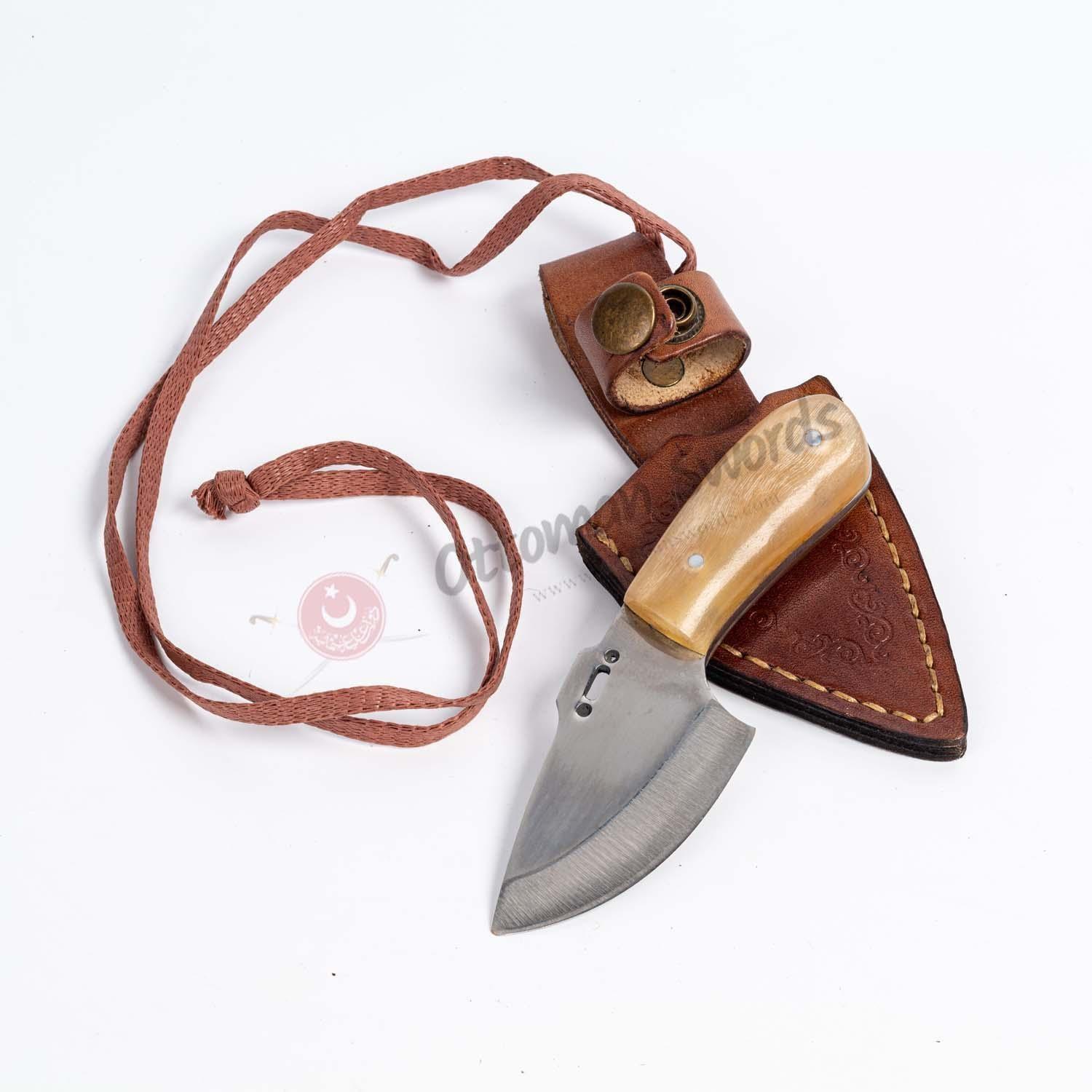 Necklace Pendant Skinning Knife Horn Handle (3)
