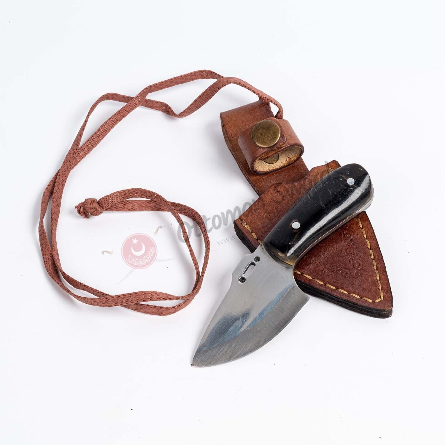 Necklace Pendant Skinning Knife Horn Handle (4)
