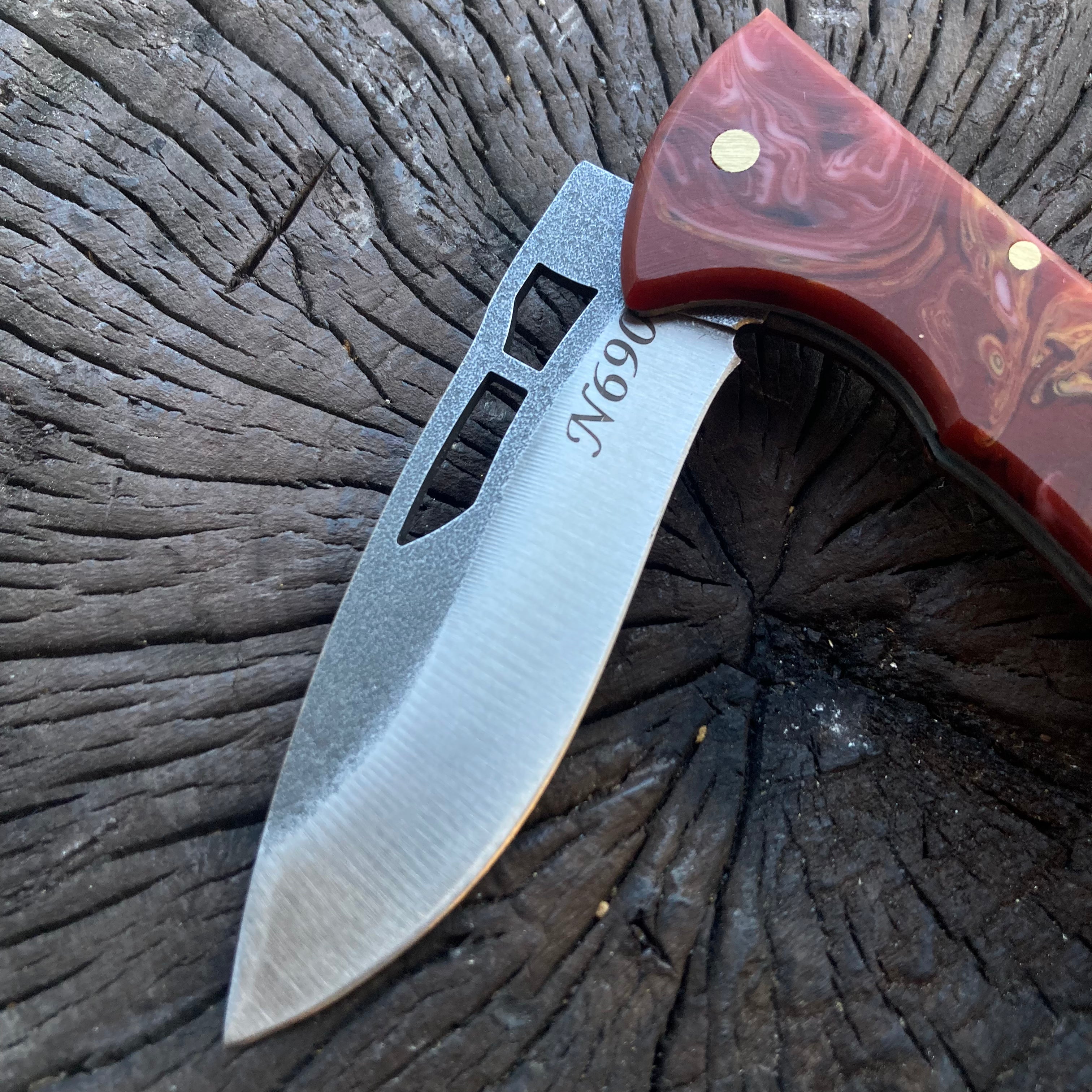 Pocket Knives & Folding Knives