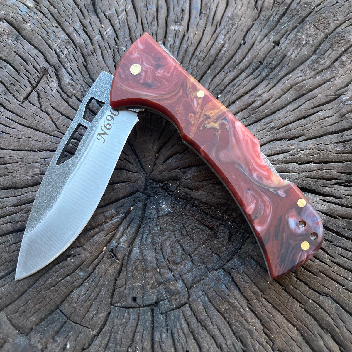 Pocket Knives & Folding Knives