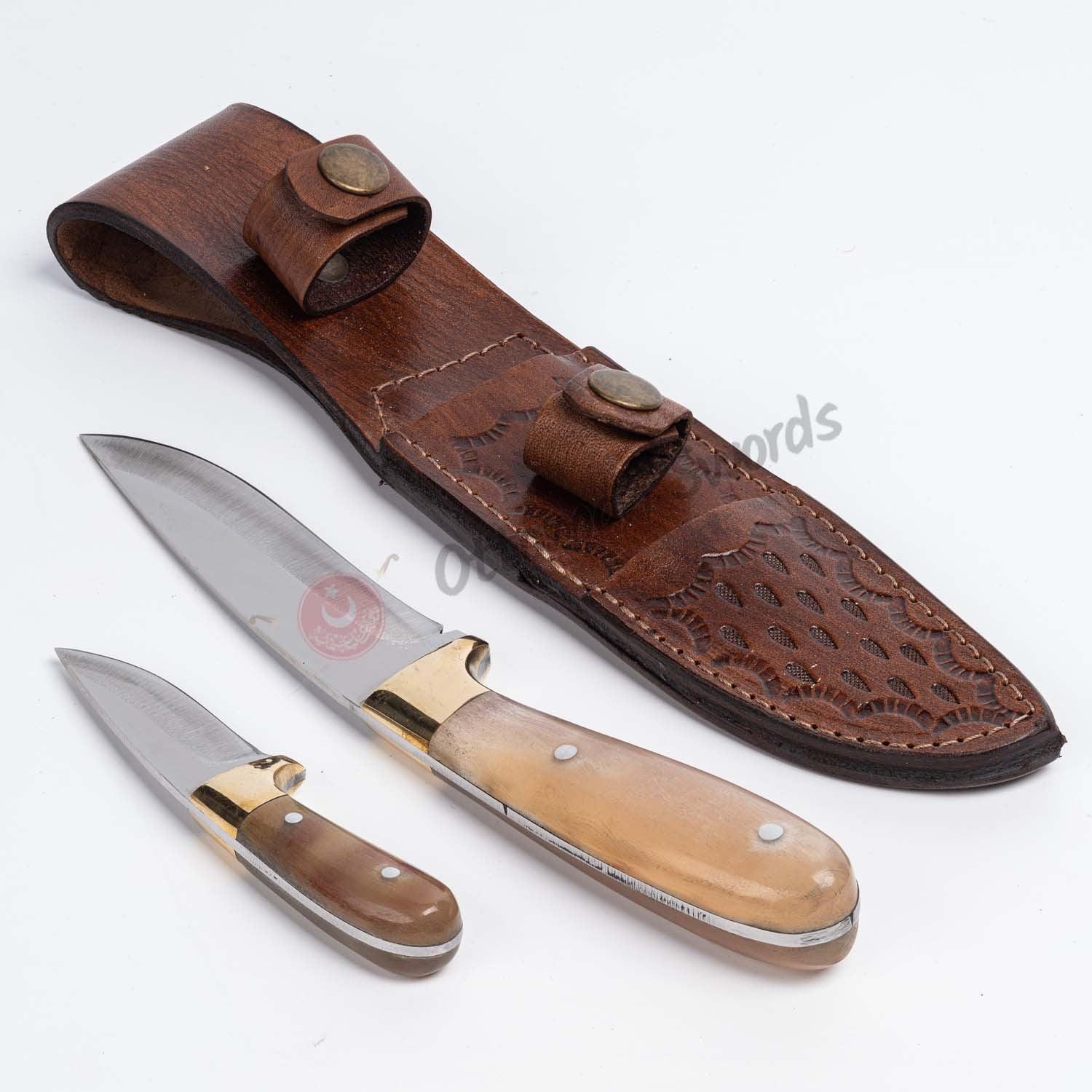 Ram Horn Crust Handles Hunter Knife Set Blond (1)