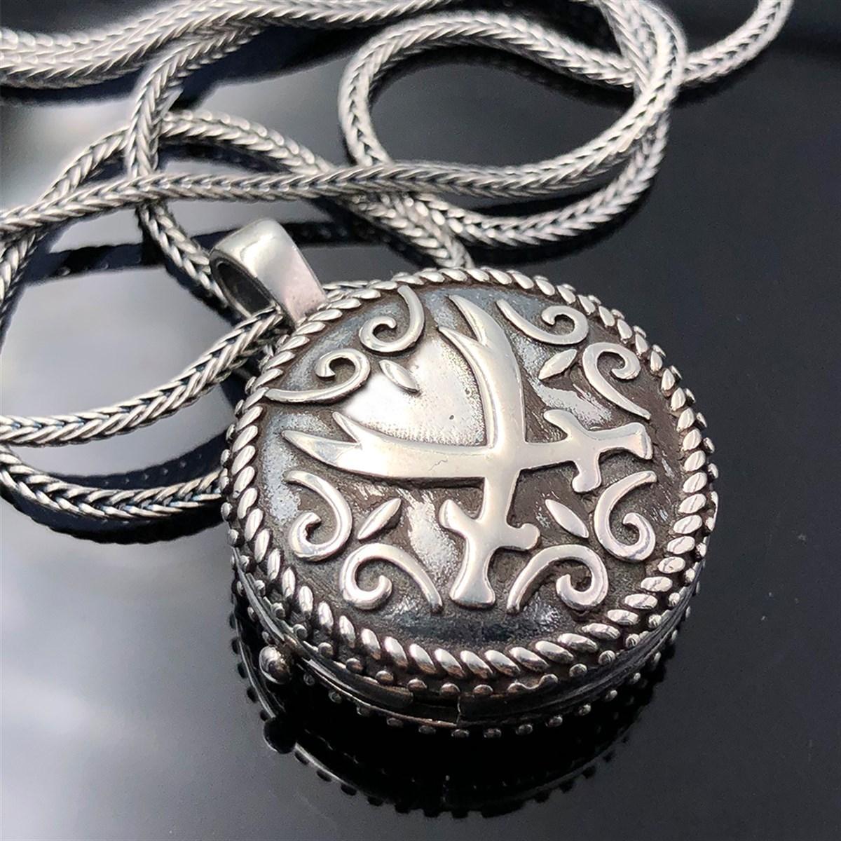Zulfiqar Sword Embroidered Protective Silver Amulet Necklace (2)
