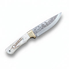 Cuchillo grabado con mango de ciervo
