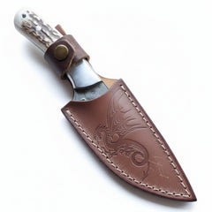 Cuchillo grabado con mango de ciervo