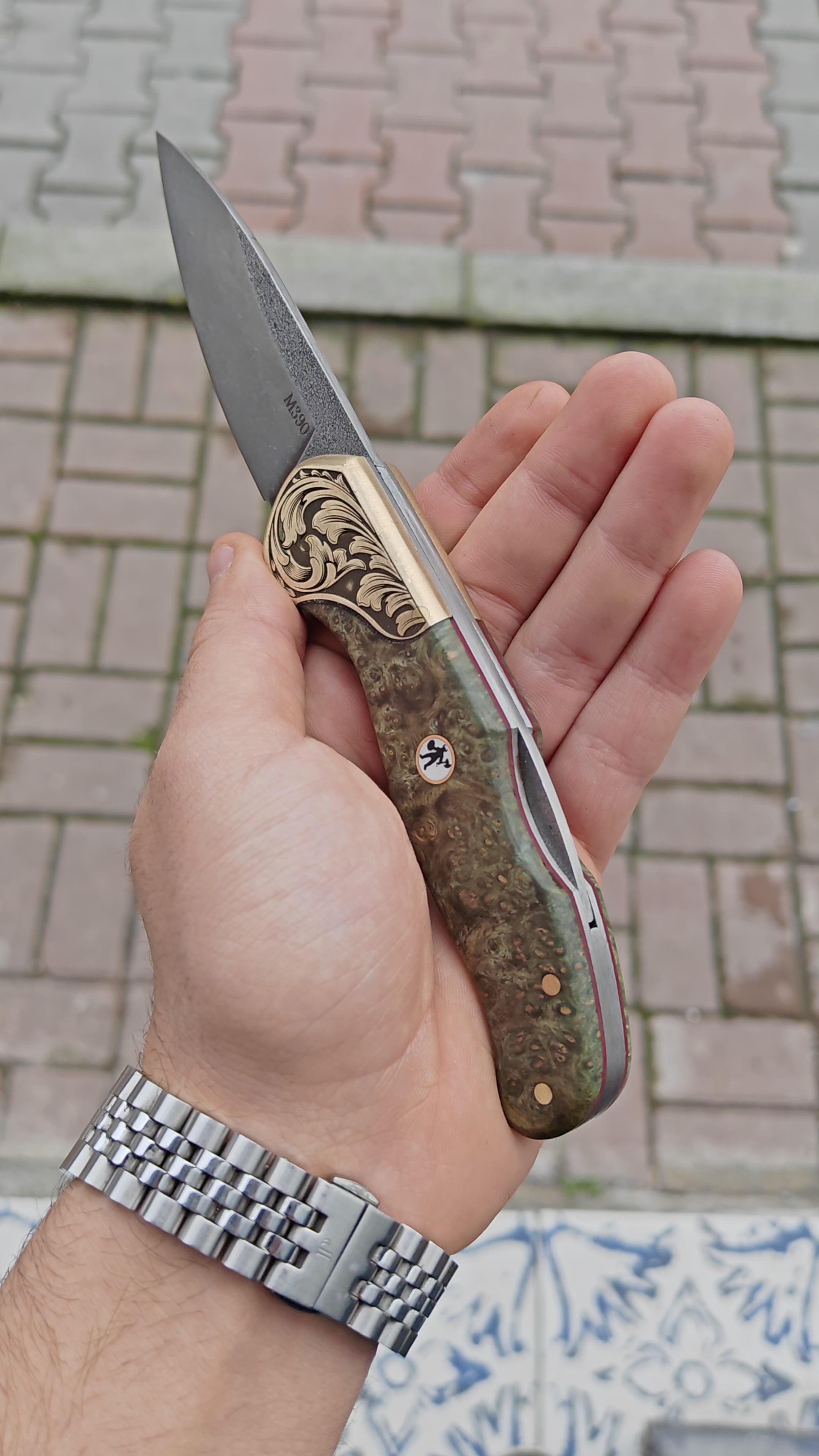 M390 Folding Pocket Knife with Green Burl Wood Handle