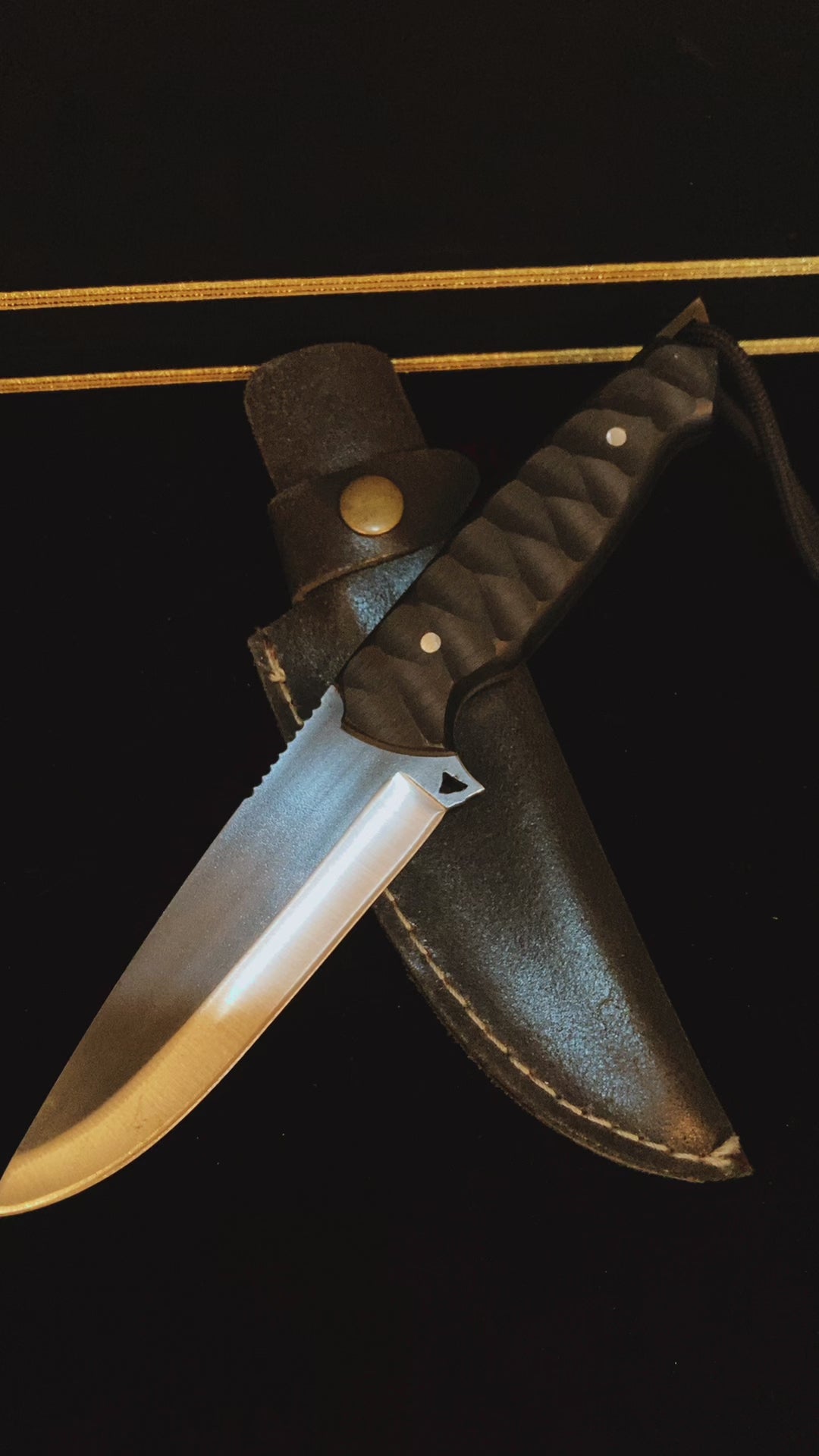 Compact Handle Custom Made Outdoor Knife